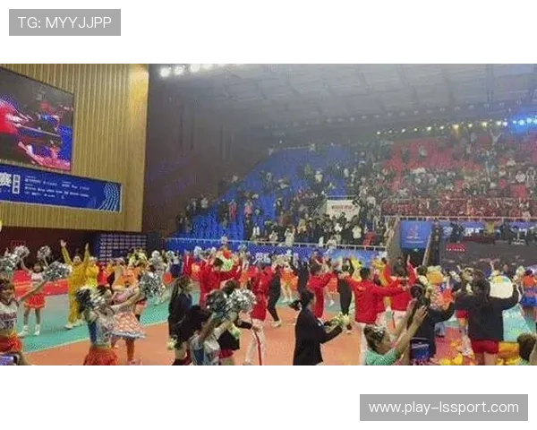 多地足球出圈，河南“豫排”现象引发热议